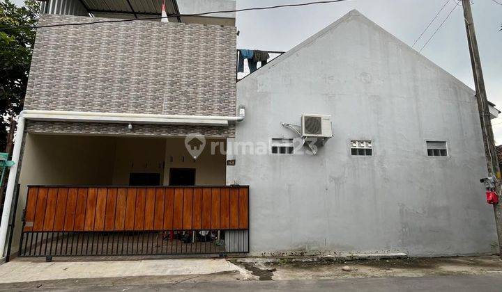 Rumah W Lantai Di Jalan Kaliurang Sidoharrjo Ngaglik 1