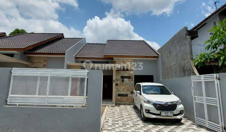 Rumah Cantik Di Dekat Jogjabai Wedomartani 2