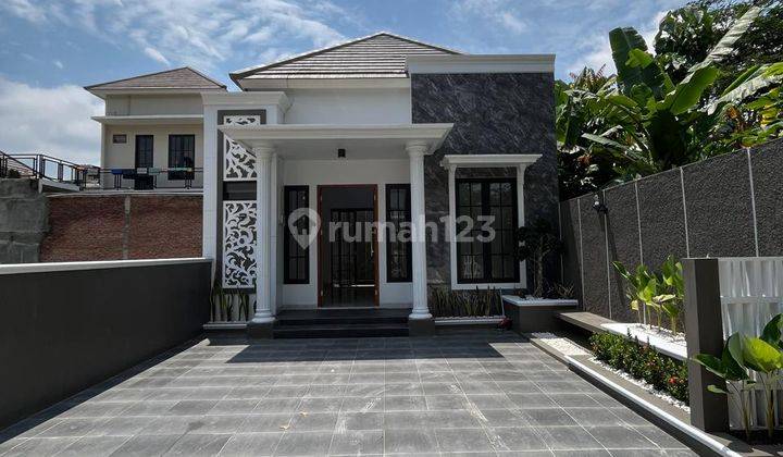 Rumah Modern Dekat Pemkab Sleman Di Jalan Kebonagung 1