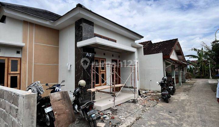 Rumah Cantik Limasan Modern Imogiri Timur 2