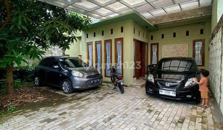 Rumah Mewah 2 Lantai Diperumahan Banguntapan 2