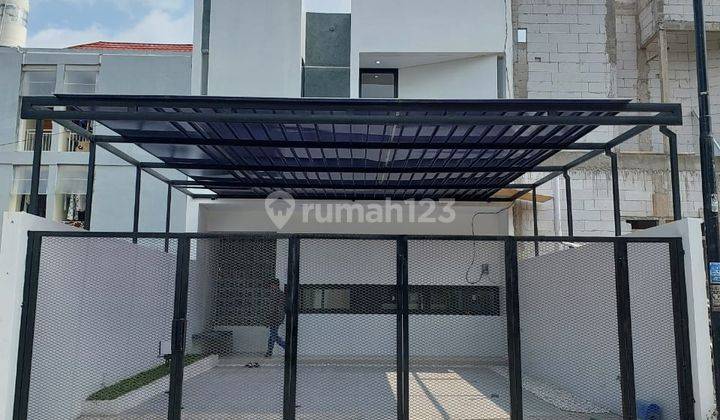 Rumah Mewah 2 Lantai Modern Di Jalan Kaliurang 1