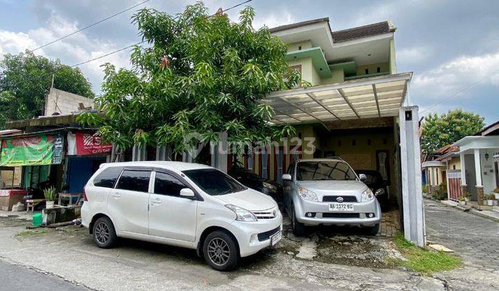 Rumah Mewah 2 Lantai Diperumahan Banguntapan 1