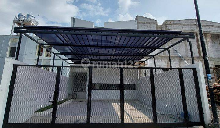 Rumah Mewah 2 Lantai Modern Di Jalan Kaliurang 2