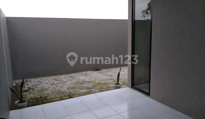 Rumah baru untuk kost2 an 2 lantai dekat supermaket Bravo Jombang  2