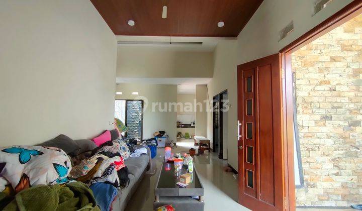 Harus Laku Bulan Ini Di Jual Rugi Rumah 2 Lantai Full Renov Semi Furnish Di Perumahan Permata Green Menganti Gresik 2