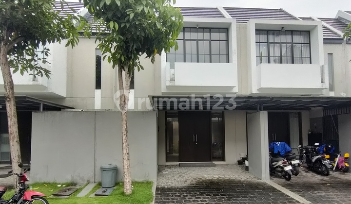Good House with SHM in Grand Sunrise Housing, Menganti Gresik 2