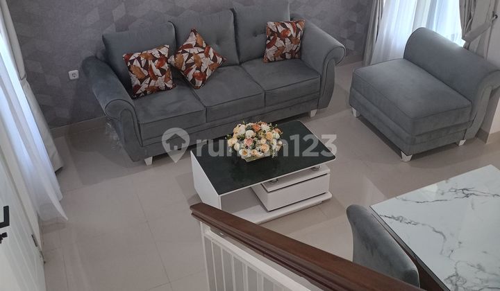 Di Jual rumah di pinggir jalan akses mobil 2 lantai di Taman Cipinang Jakarta Timur 2