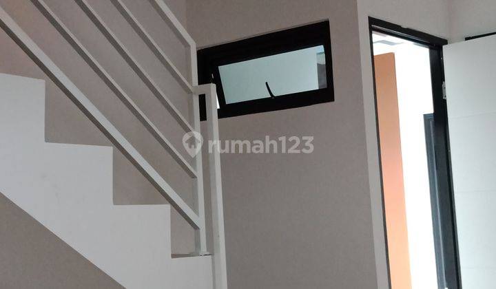 Rumah dua lantai SHM Di percetakan negara  Jakarta  pusat  6