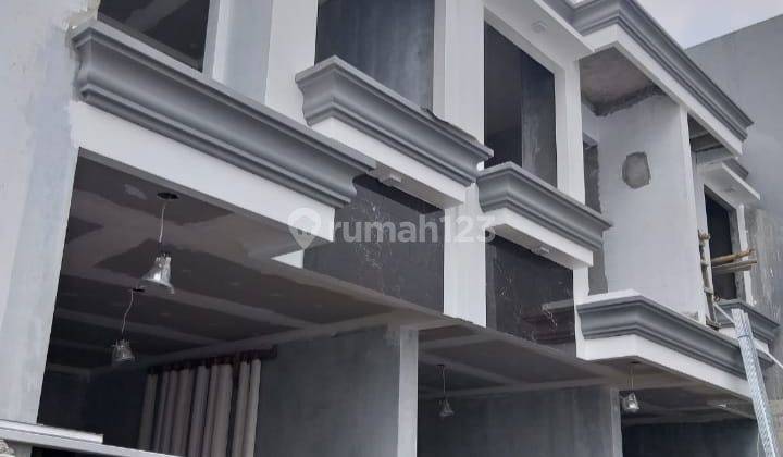Rumah 2 lantai dekat Area perkantoran di Cempaka putih barat SHM 1