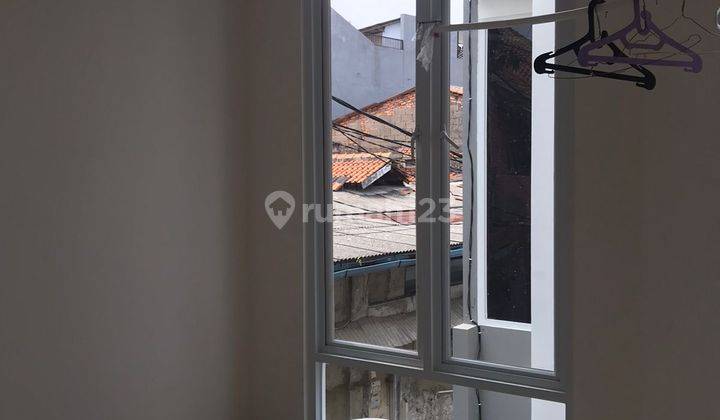 Rumah dua lantai SHM Di percetakan negara  Jakarta  pusat  18