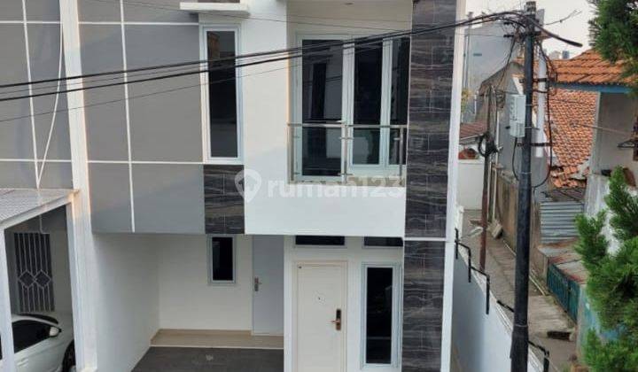 Rumah  lokasi strategis di jakarta cempaka putih 1