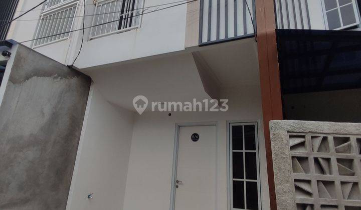 Rumah di Jl industri II 2 Lantai SHM di  dijakarta 2