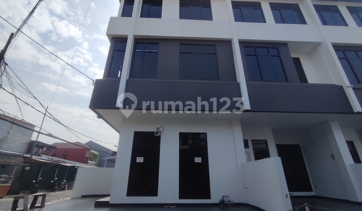 Rumah Ready Bisa Kpr Di Kemayoran Jakarta Pusat