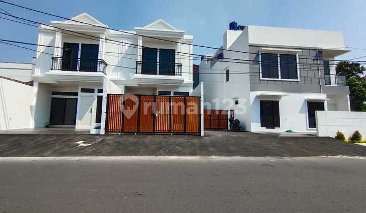 Rumah Mewah Harga Murah di Sunter Kirana Jakarta Utara Strategis 2