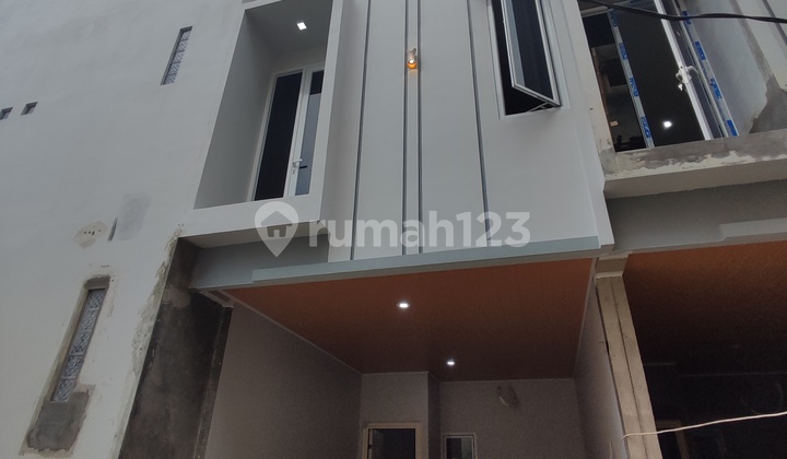 Rumah Modern Kualitas Mewah di Cempaka Putih Percetakan Negara