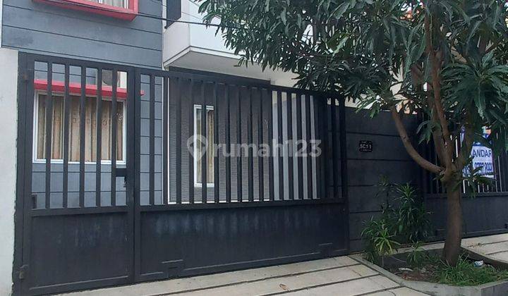 Rumah Di Gading Putih 2 Lantai Bagus 2