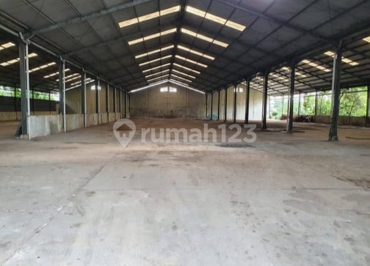 Gudang di Peusar Desa Sukamulya, Tangerang 3.600 m Bagus SHM