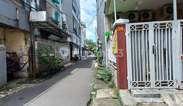 Rumah di Kebon Kacang Cocok Kostan 2