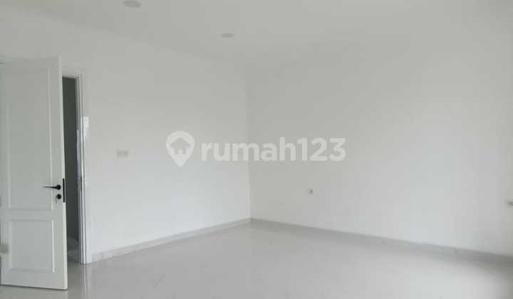 Good 2-Storey House Ready for Occupancy in Sunter 2