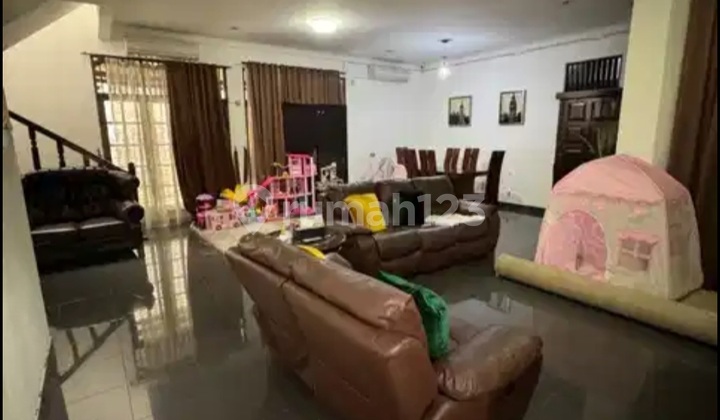 Rumah Bagus Di Kemang Pratama 2