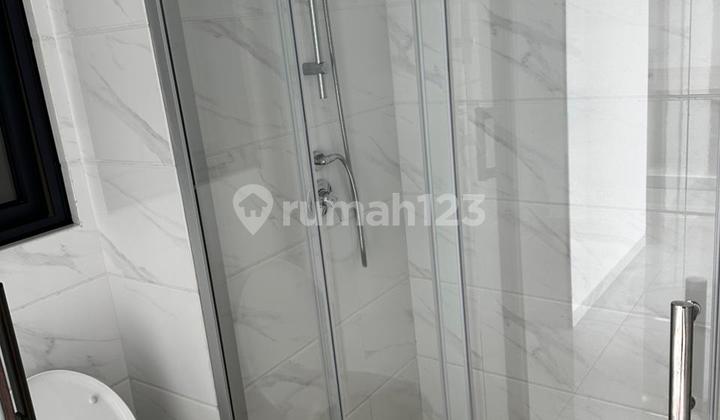 Luxury Skyhouse Apartment Alam Sutera Tangerang 2