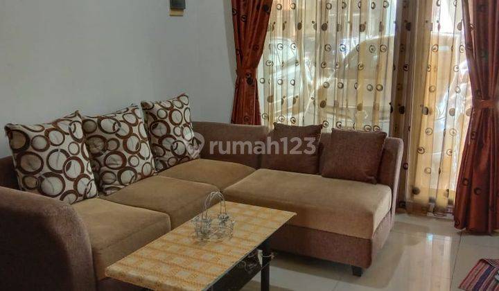 Rumah 2 Lantai Semi Furnish Di Crystal Terrace Modernland 1