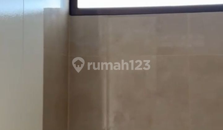 Rumah Hook Rapih Siap Huni di Cluster Lausanne Park Cikupa Citra Raya, Tangerang 2