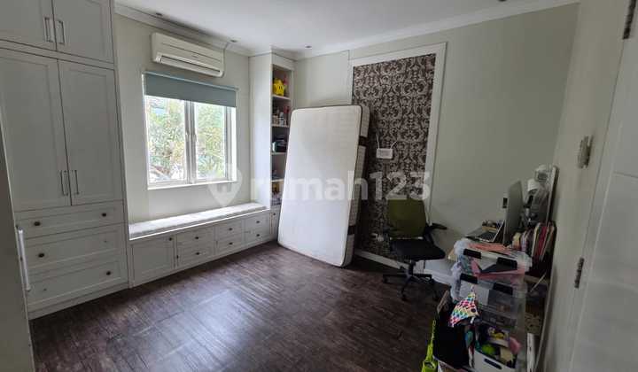 Good Ready-to-Occupy 2-Story House in Premier Park 2 Modernland Tangerang Good Ready-to-Occupy 2-Story House in Premier Park 2 Modernland Tangerang