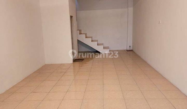 Dijual Ruko Bagus dan Strategis SHM 2 Lantai  di Semanan  4