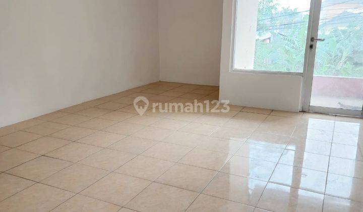 Dijual Ruko Bagus dan Strategis SHM 2 Lantai  di Semanan  5