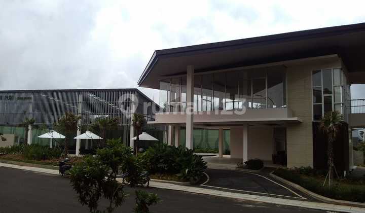Disewakan Murah Rumah Mewah dan Bagus 2 Lantai SHM di Kresek 5