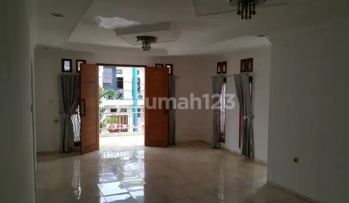 For Rent House in DPR Meruya Complex (Type 4/2 Lisa) 2
