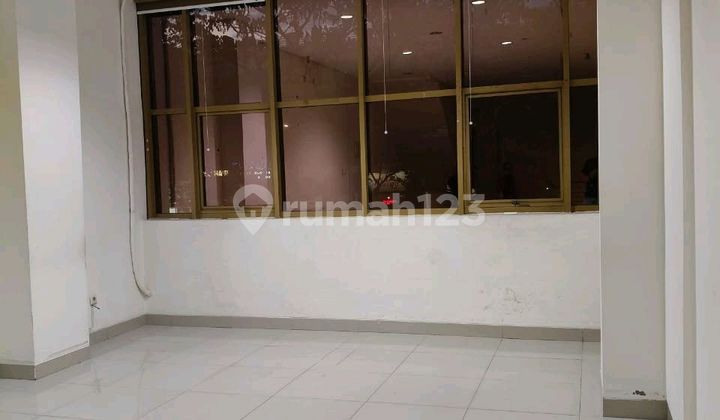 For Rent: Wall Street Shop House 1st & 2nd Floor (Lisa 9/11)