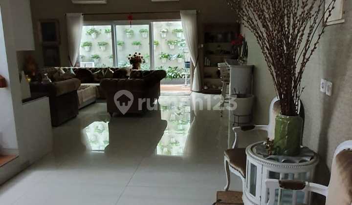 Dijual Rumah Mewah Taman Kencana ( Lisa 24/5) 1