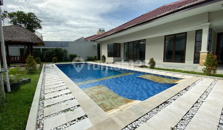 Rumah Mewah Dengan Private Pool Dlm Komplek Di Gandaria, Jaksel