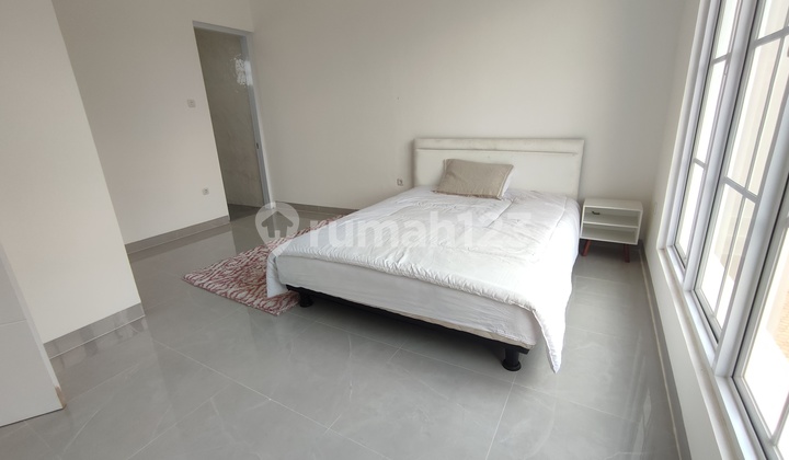 Rumah 2 Lantai Free Biaya2 Dkt Tol Dlm Cluster Di Cinere, Depok