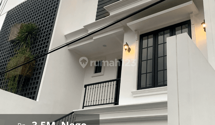 Rumah Baru Minimalis 3 Lantai di Tebet Barat, Jakarta Selatan 1