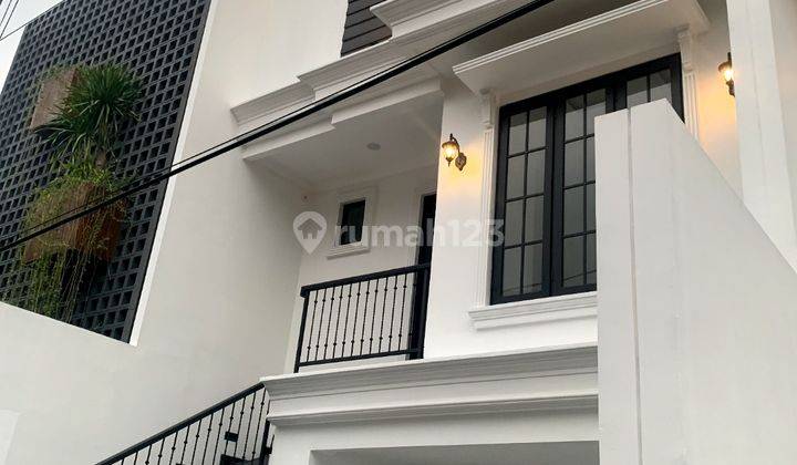 Rumah Baru Minimalis 3 Lantai di Tebet Barat, Jakarta Selatan 2