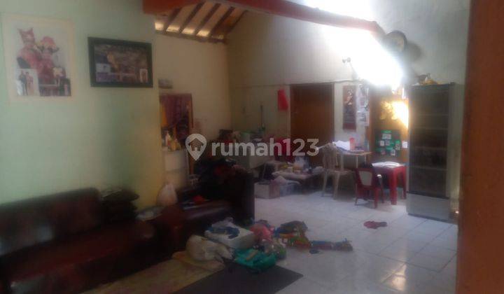 Rumah 2 Lantai bekas Kost Lokasi komersil di Cibiru, Bandung 2