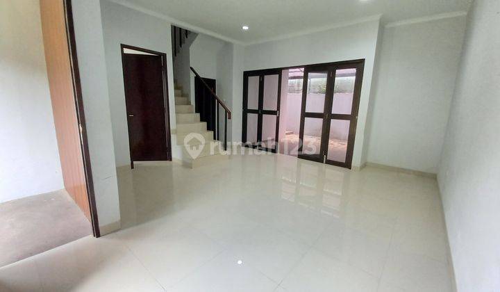 Rumah 2 Lantai disewakan  dlm cluster di Cinere Delta Residence 2