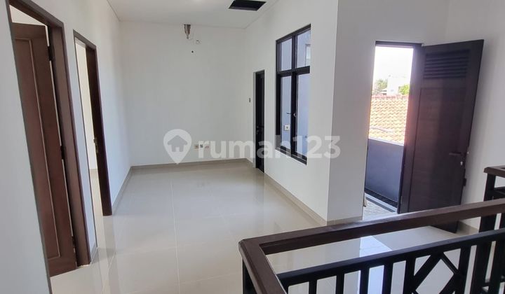 New House in Cluster Near Toll Road MRT in Pangkalan Jati, Cinere 2