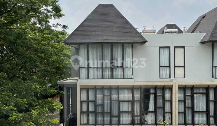 Rumah 3 Lantai Dlm Cluster Zenith, Serenia Hills, Lebak Bulus Rumah 3 Lantai Dlm Cluster Zenith, Serenia Hills, Lebak Bulus