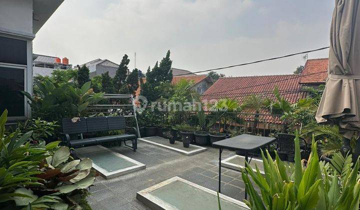 Rumah Mewah 2,5 Lantai Dijual Full Furnished Di Pejaten, Jaksel 2