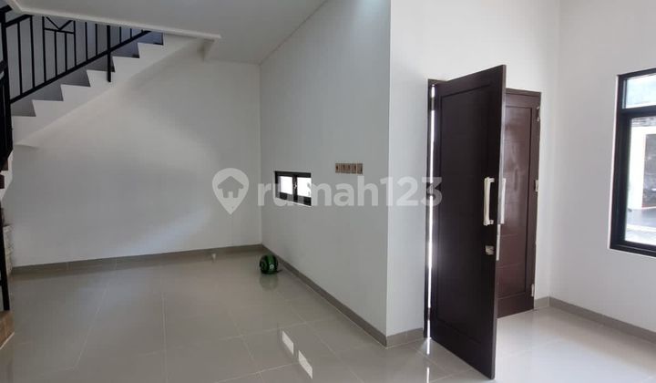 New House No Fees Near Toll & MRT in Pangkalan Jati, Cinere 2