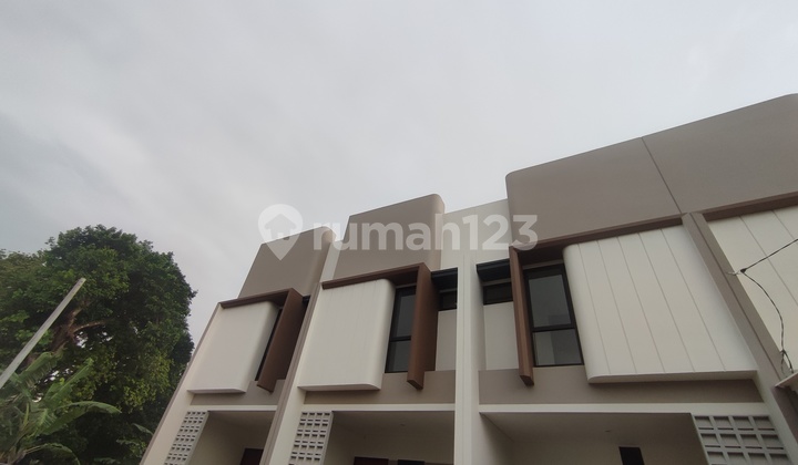Rumah 2 Lantai Dkt Tol Limo Free Biaya2 Di Limo Cinere-depok Rumah 2 Lantai Dkt Tol Limo Free Biaya2 Di Limo Cinere-depok