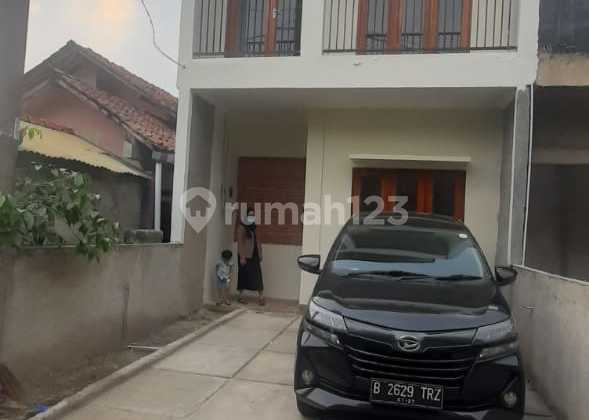 Rumah Baru 2 Lantai Dijual Cepat Dekat Tol Di Bojongsari, Depok Rumah Baru 2 Lantai Dijual Cepat Dekat Tol Di Bojongsari, Depok