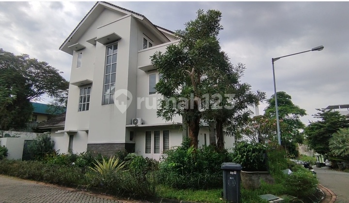 Rumah Hook 3 Lantai Dlm Komplek Bona Vista Lebak Bulus, Jaksel 2