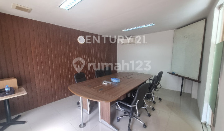 Attached Shophouse Inside Bona Indah Plaza in Lebak Bulus, South Jakarta 2