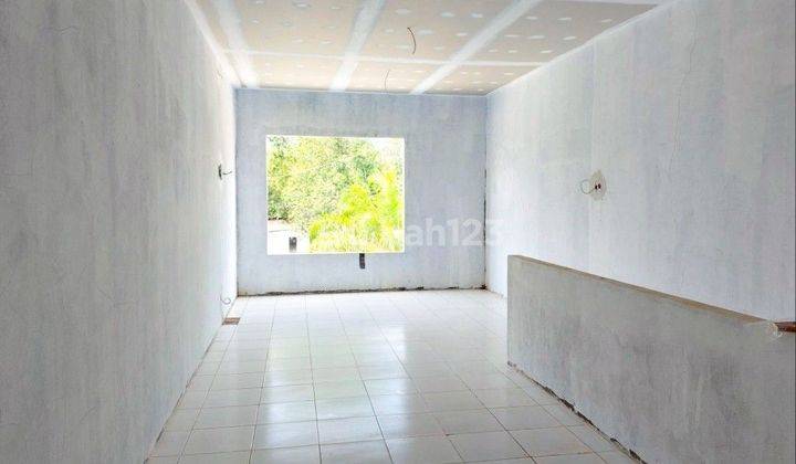 Di jual ruko baru, Lokasi strategis, Akses mudah dgn kreta n Tol  12